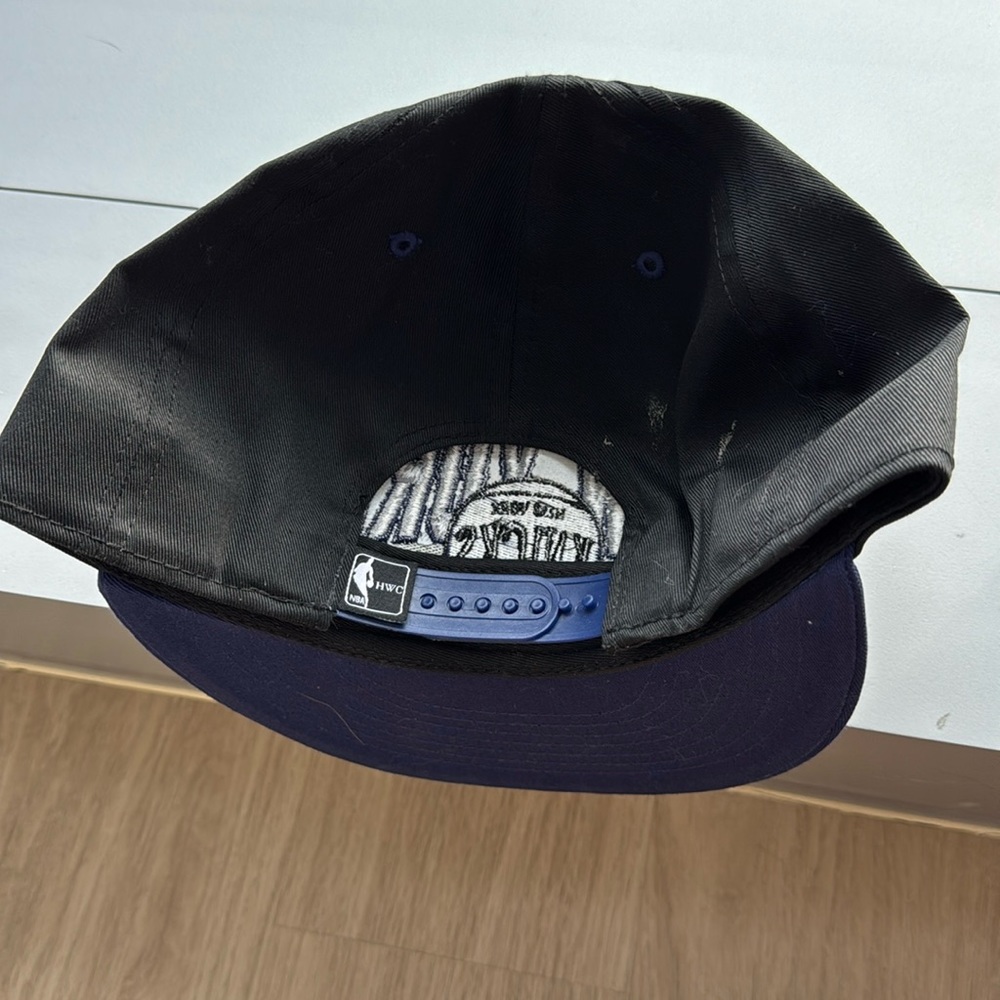 Knicks Snapback Cap - Picture 2 of 3